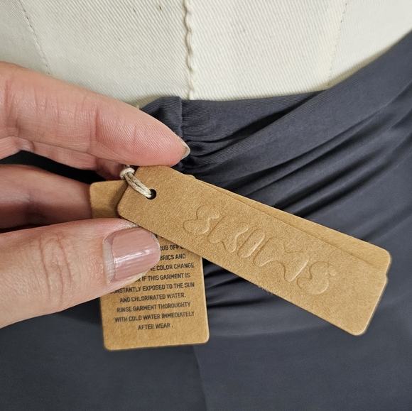 NWT SKIMS Signature Swim Sarong Skirt Gray Womem's Size S - Picture 5 of 7